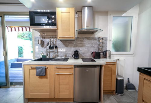 AC Studio with garden and parking close to the beach- BENAKEY