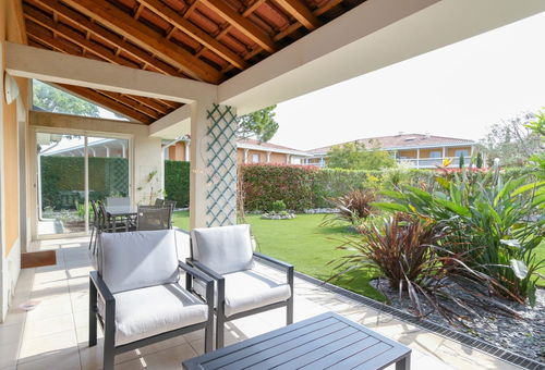 VILLA with Parking, Swimming Pools, Garden and AC - BENAKEY