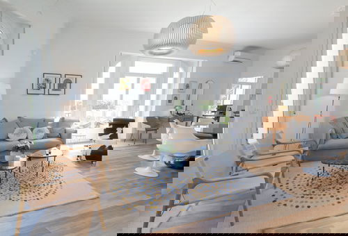 Superb 4 bright rooms on the ground floor, AC and sea view with its private...