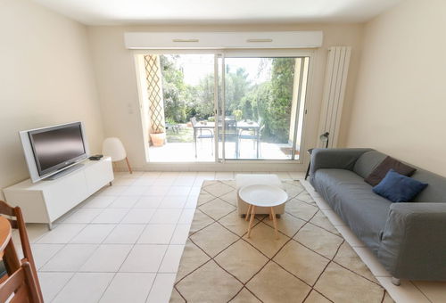 Charming & bright flat with AC, Garden 300m² and Closed Garage - BENAKEY