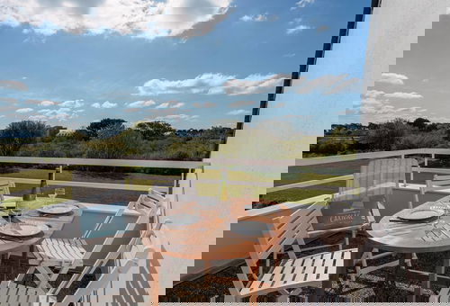 Carnac, at 1km from the beach, the Thalasotherapy and the center of the...