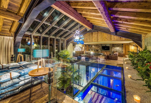 Unique chalet with exceptional services in the Petit Alaska neighbourhood