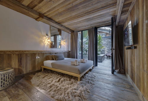 Chalet unique avec prestations exceptionnelles dans le quartier du Petit Alsaska