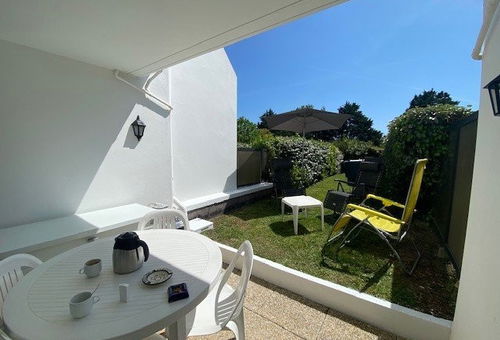 Quiberon : pleasant 2 rooms in a residence with swimming pool