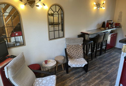 Maisonette 2 rooms 2 people, recently renovated, 500 meters from the beach of...