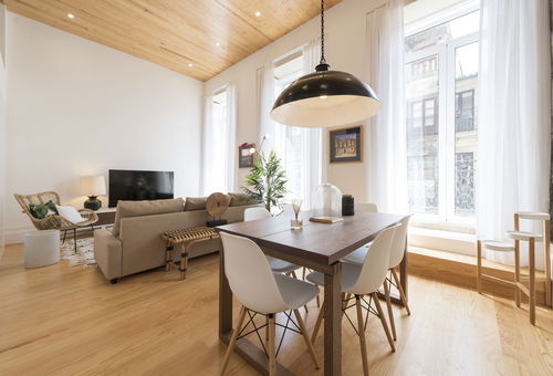Downtown Mezzanine Apartment (N56)