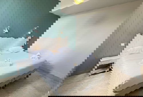 Amazing villa with heated pool and parking