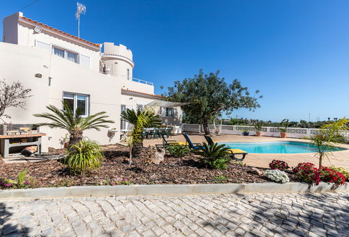 Looking to Landscape Sea View Private Pool Villa