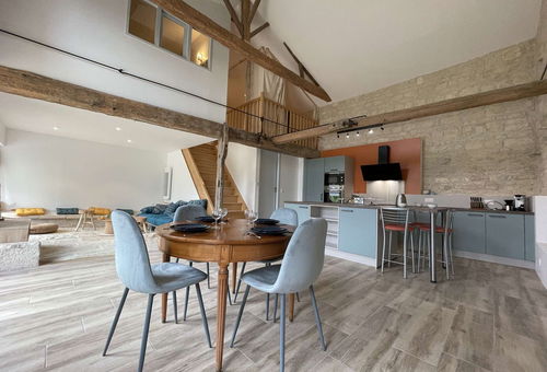 Superb Old Farmhouse, Old Renovated By An Architect.