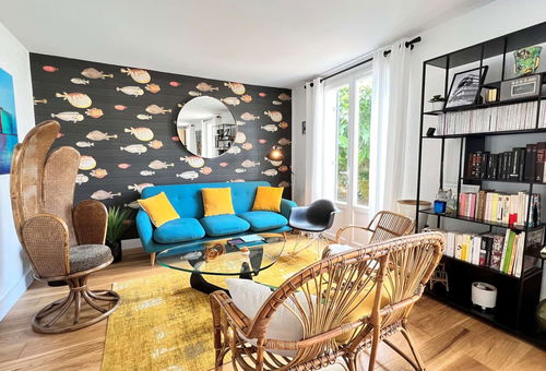 Superb villa with annex located near the beaches