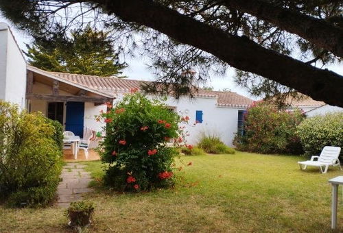 Maison avec jardin à 500m de la plage des Sableaux