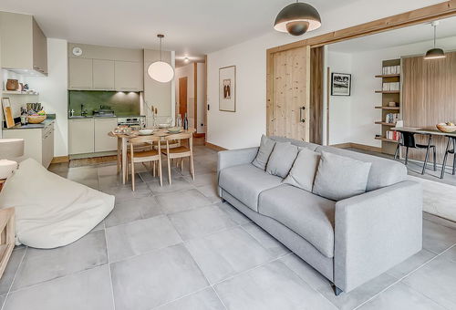 Appartement lumineux à la décoration contemporaine à 200m du village et du...