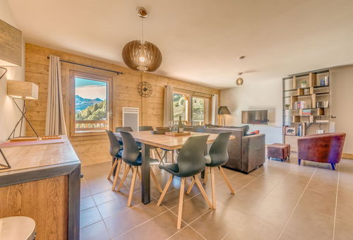 Bright duplex apartment a few steps from the ski school and the ski lift