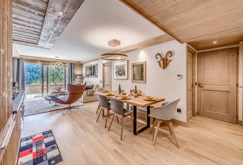 Beautiful apartment with a large terrace, spa services and mountain views