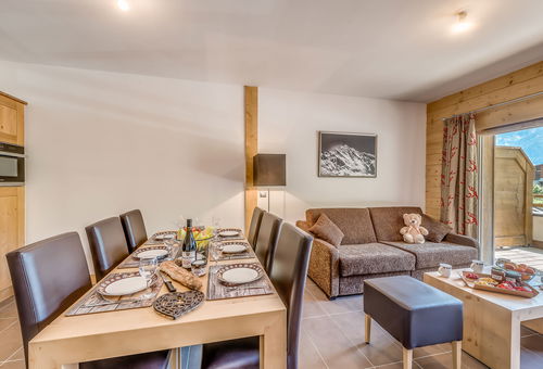 Sunny apartment in a residence close to the slopes