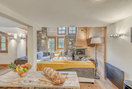 Au sommet des Brévières dans le quartier du BELVEDERE. Demi-Chalet 7 pièces -...