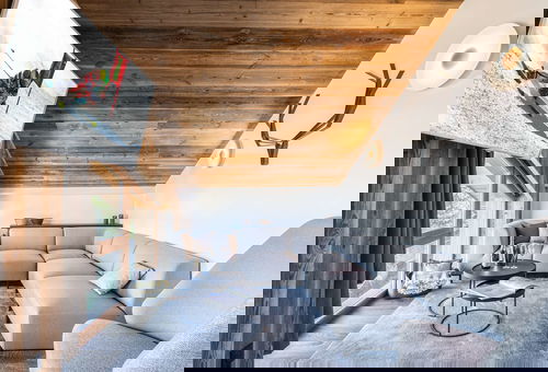 Very nice duplex in contemporary style and completely new with an ideal...