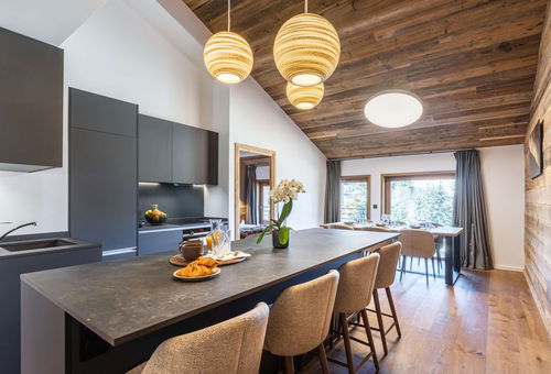Very nice duplex in contemporary style and completely new with an ideal...