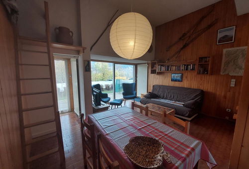 COURCHEVEL 1350 LE PRAZ - 2 ROOMS MEZZANINE ON GARDEN LEVEL 2 rooms...