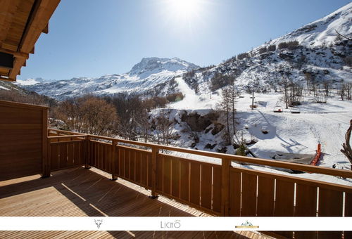 Come and enjoy the enchanting setting of Bonneval-sur-Arc, its typical...