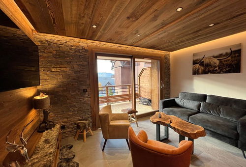 The highest ski resort in Maurienne, Valmeinier has something to delight snow...