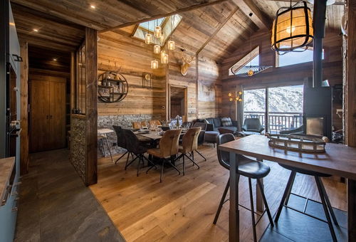 The highest ski resort in Maurienne, Valmeinier has something to delight snow...