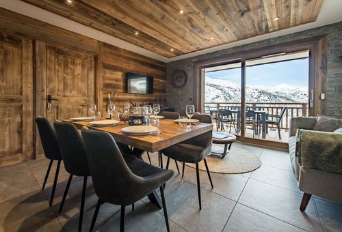 The highest ski resort in Maurienne, Valmeinier has something to delight snow...