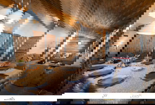 Come and enjoy the enchanting setting of Bonneval-sur-Arc, its typical...