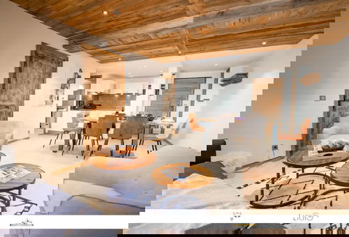 Come and enjoy the enchanting setting of Bonneval-sur-Arc, its typical...