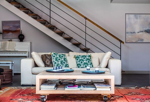 Cette villa d'architecte saura vous séduire par la qualité des équipements et...