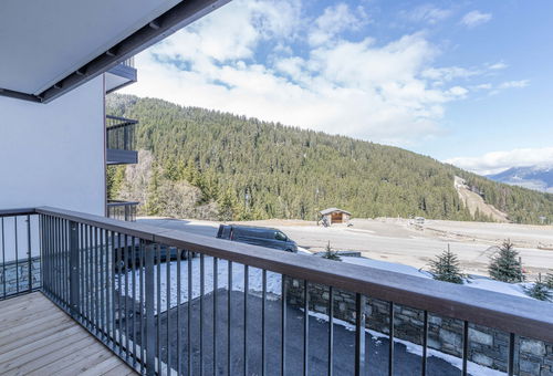 NEW NEAR THE SLOPES