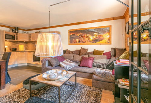 Located on the 3rd floor of the residence, with a South facing balcony.