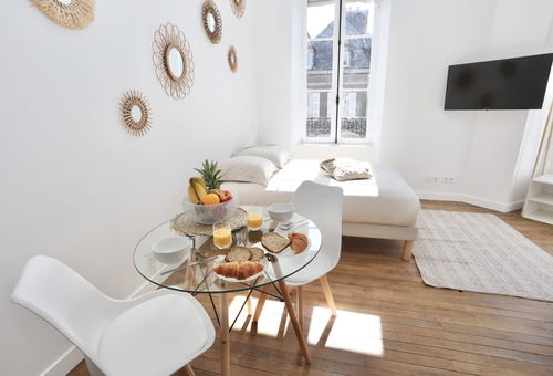 Napoléon Gare n°4★ Studio ★ Lumineux ★ ByLocly