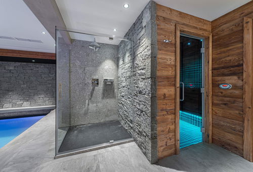 Magnificent chalet with 5 stars services located on the Mont d'Arbois...