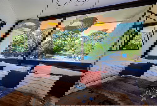 Cozy duplex in the heart of Cap-Ferret, the location is ideal for doing...