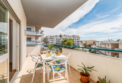 Capacity for 6 people. Accommodation of 90 m².