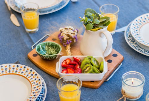 Close to the beach and with a nice swimming pool.