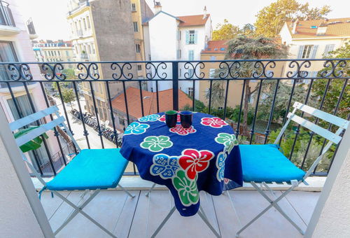2BR Close Gare Station AC and Balcony DOWNTOWN CANNES - BENAKEY