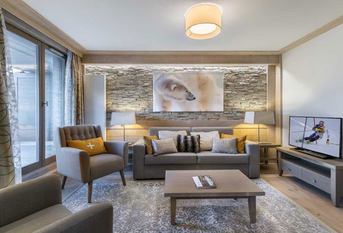 Very nice apartment in the heart of Courchevel Village within walking...