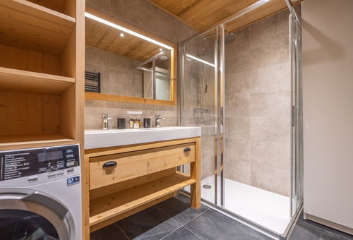 Très agréable appartement avec une magnifique terrasse et un espace...