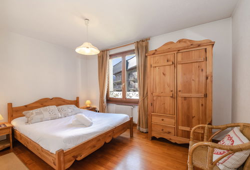 Beautiful Apartment With Elevator In The Heart Of Chamonix
