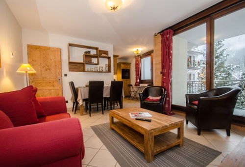 Nice apartment with elevator in the heart of Chamonix, close to the slopes of...
