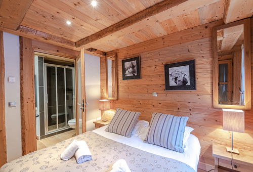 Very nice apartment with a lift located near the slopes of Planards