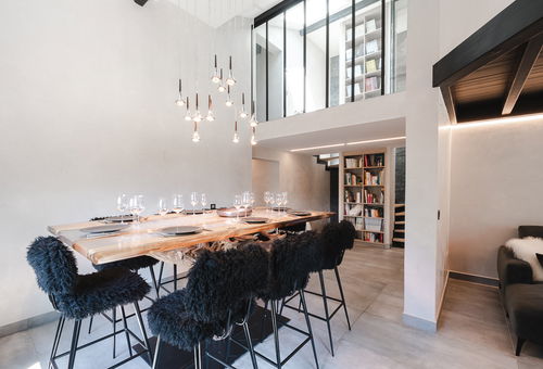 Charmant demi-chalet situé dans le quartier résidentiel des Praz