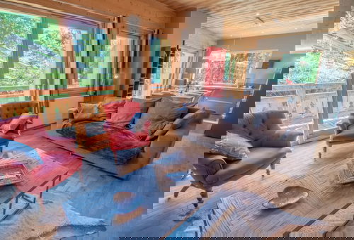 Un appartement premium doté de grand baie vitrée orientée sud.