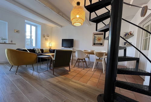 Close to all amenities.