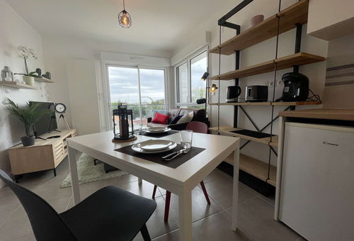 Secured condominium, walking distance from the harbor.