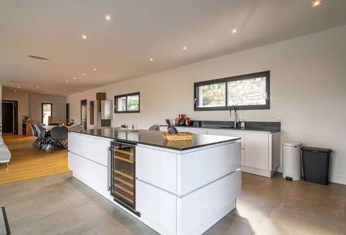 Villa contemporaine avec une vue exceptionnelle sur le golfe du Valinco