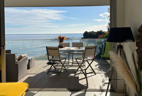 Apartment T3 on the second floor of a magnificent residence "Mare e Festa"...
