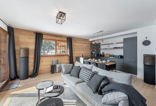 MEGEVE - Villaret On a sunny hillside in Megève, facing the...